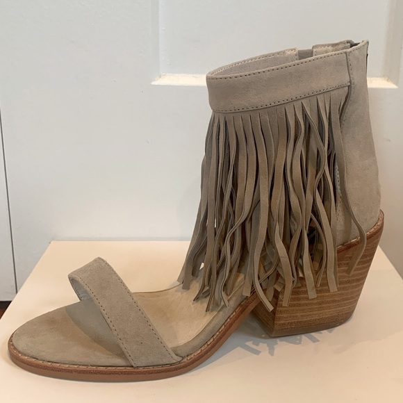 Sol Sana Shoes - SOL SANA TOBI FRINGE HEEL - BEIGE size 39